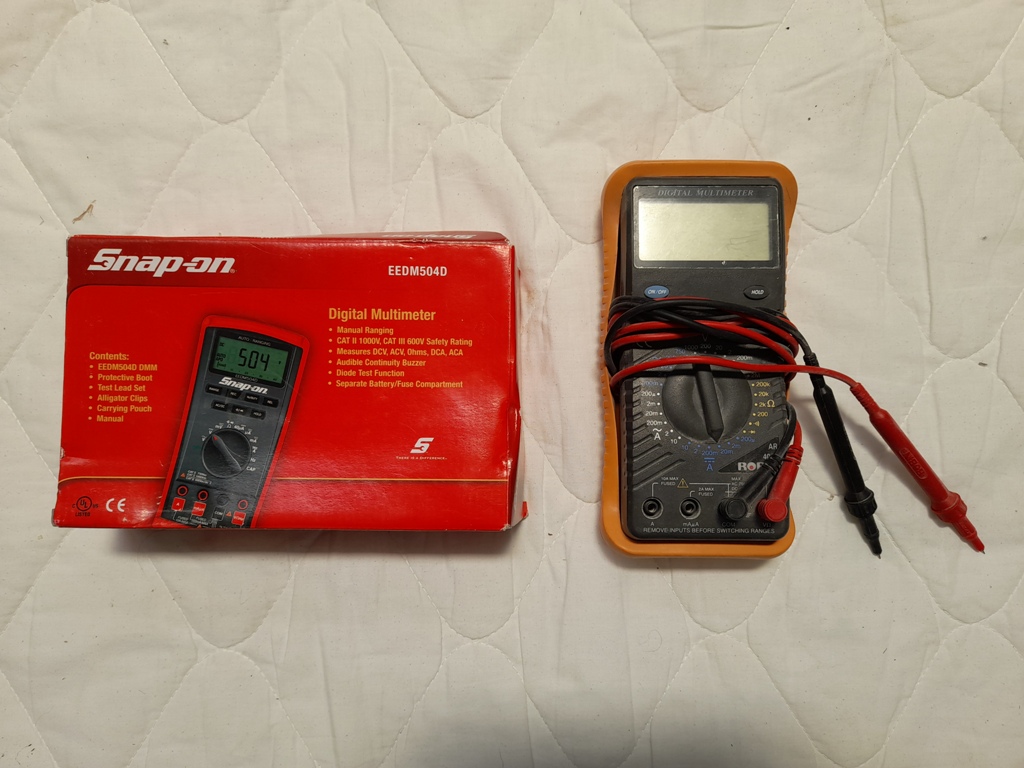 Digital Multimeter for hire from The Attic in Huercal Overa Almeria