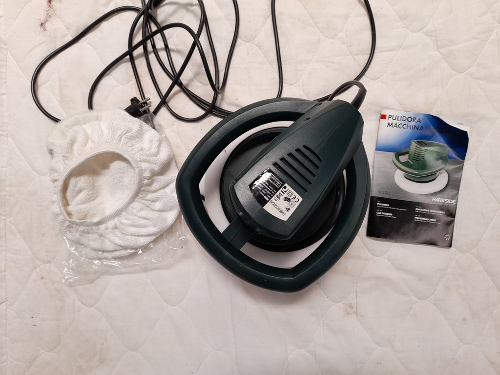 Electric Car Polisher for Hire from The Attic in Huercal Overa Almeria