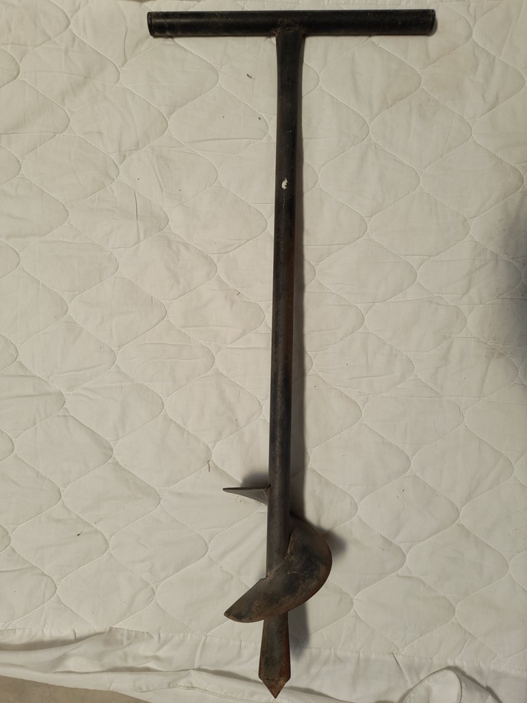 Manual Post Hole Auger for hire from The Attic in Huercal Overa Almeria