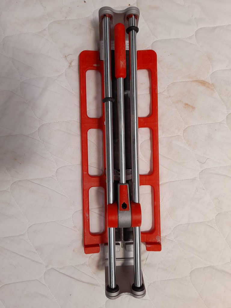 Small Manual Tile Cutter for hire from The Attic in Huercal Overa Almeria